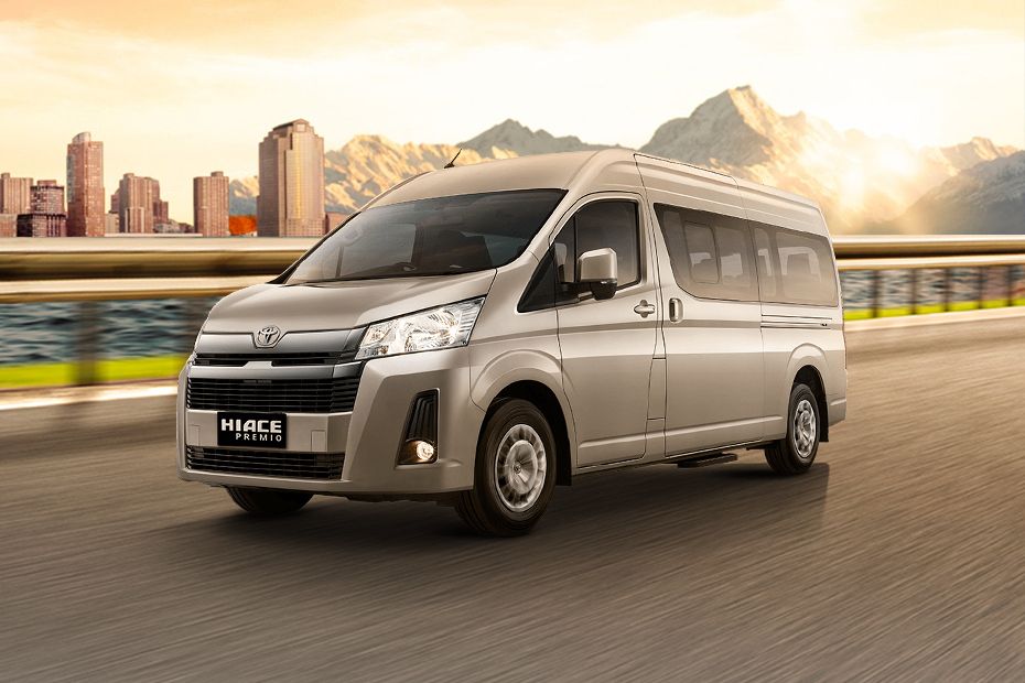 Toyota HiAce Commuter terbaru di Makassar